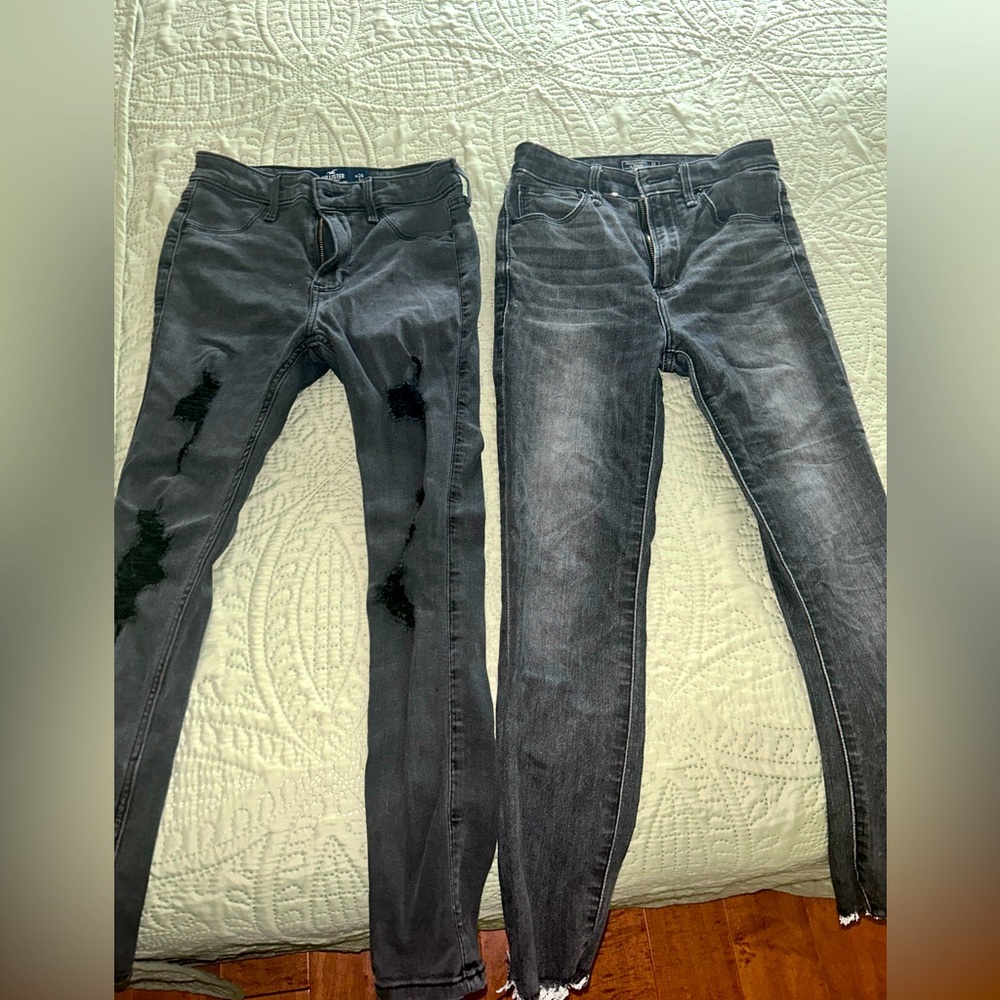 2 black faded Abercrombie and Hollister jeans high rise size 24